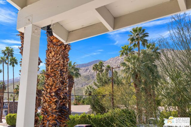 1674 S Via Salida 3, Palm Springs, CA 92264