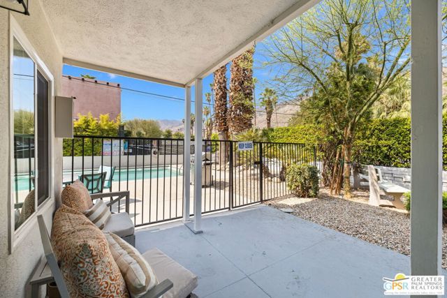 1674 S Via Salida 3, Palm Springs, CA 92264