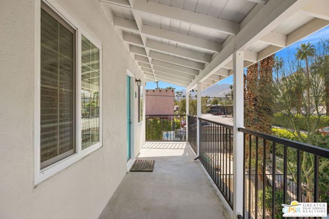 1674 S Via Salida 3, Palm Springs, CA 92264