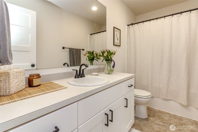 12104 126th Avenue Ct E, Puyallup, WA 98374