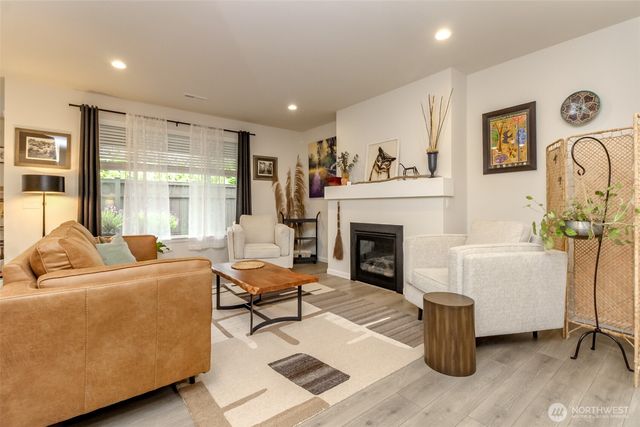 12104 126th Avenue Ct E, Puyallup, WA 98374