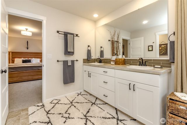 12104 126th Avenue Ct E, Puyallup, WA 98374