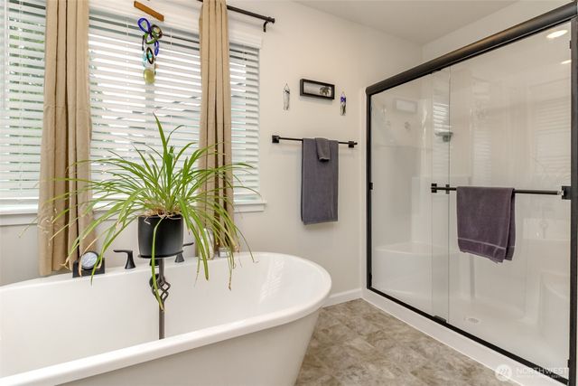 12104 126th Avenue Ct E, Puyallup, WA 98374