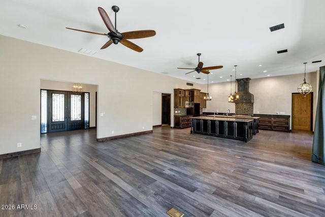 5757 W SAND Court, Queen Creek, AZ 85142