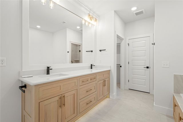 420 Bronco Street, Centerton, AR 72719