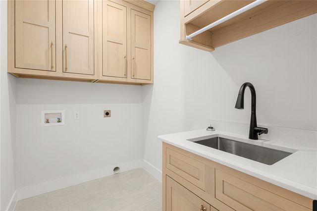 420 Bronco Street, Centerton, AR 72719