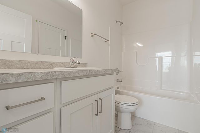 1522 6th Avenue NE, Dilworth, MN 56529