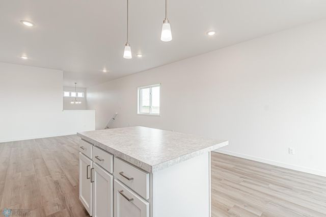 1522 6th Avenue NE, Dilworth, MN 56529