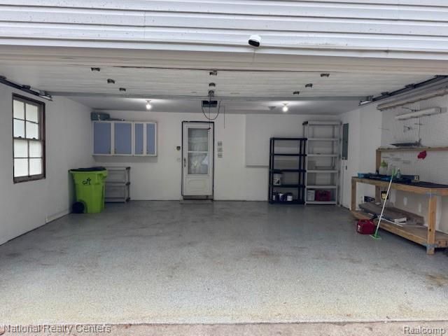 2460 Ogden Drive, West Bloomfield Charter Township, MI 48323