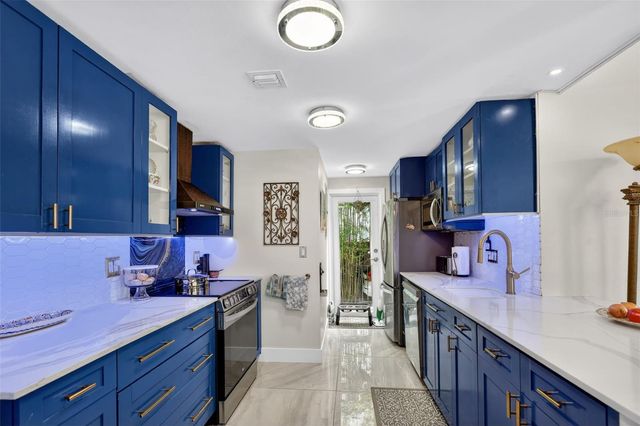 1524 SE 12TH STREET 6, Fort Lauderdale, FL 33316