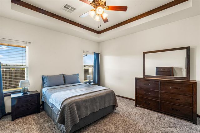 833 Glenwood, Moore, OK 73160