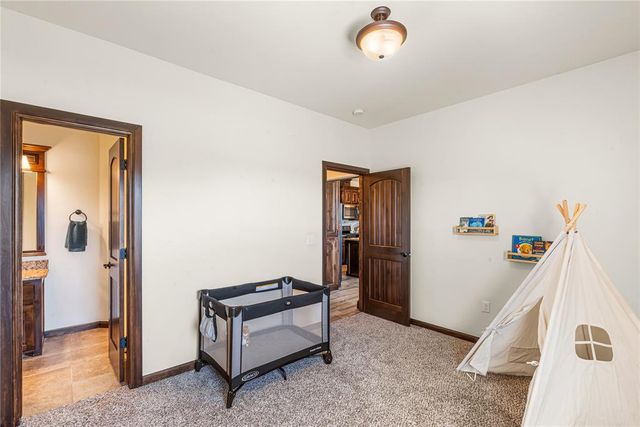 833 Glenwood, Moore, OK 73160