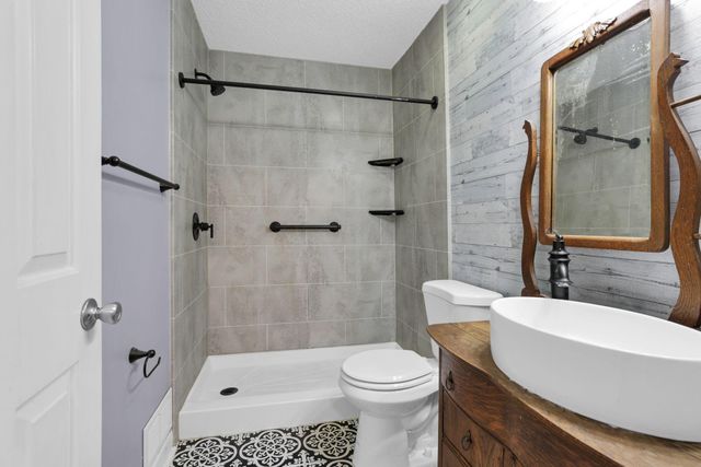 2014 Burbridge Lane, 29C, Hilliard, OH 43026