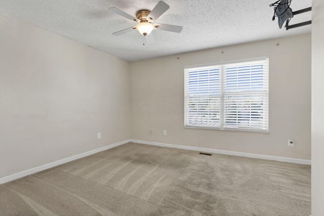 2014 Burbridge Lane, 29C, Hilliard, OH 43026