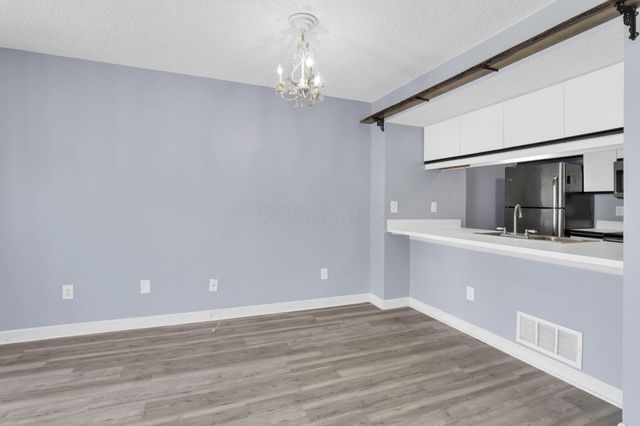 2014 Burbridge Lane, 29C, Hilliard, OH 43026