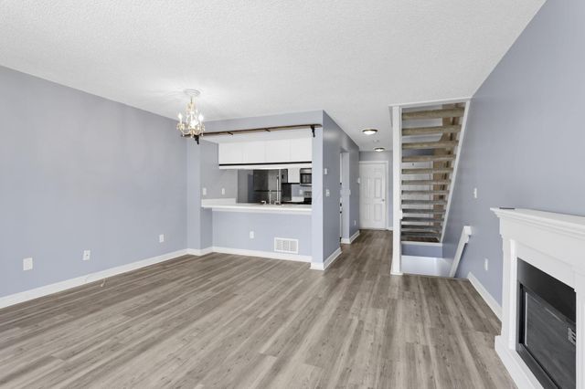 2014 Burbridge Lane, 29C, Hilliard, OH 43026