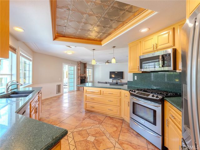 16660 Carriage Circle, Yorba Linda, CA 92886