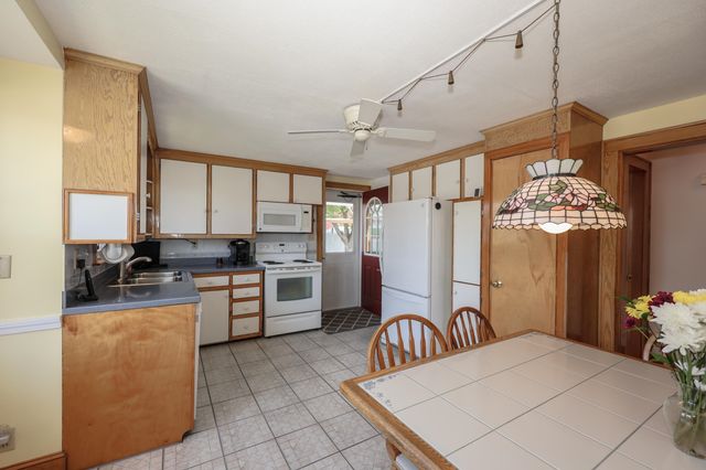 36 Alsace Street, Manchester, NH 03102