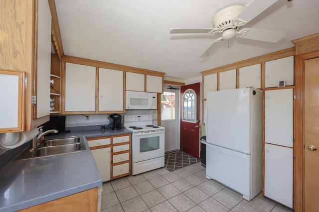 36 Alsace Street, Manchester, NH 03102