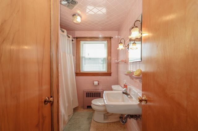 36 Alsace Street, Manchester, NH 03102