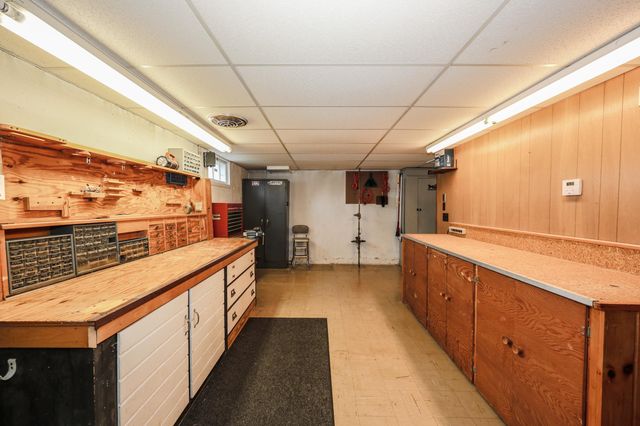36 Alsace Street, Manchester, NH 03102