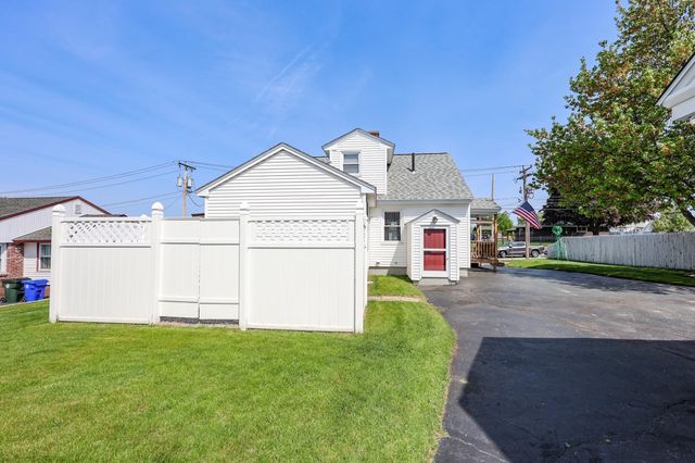 36 Alsace Street, Manchester, NH 03102