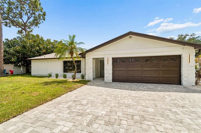 12076 92ND WAY N, Largo, FL 33773