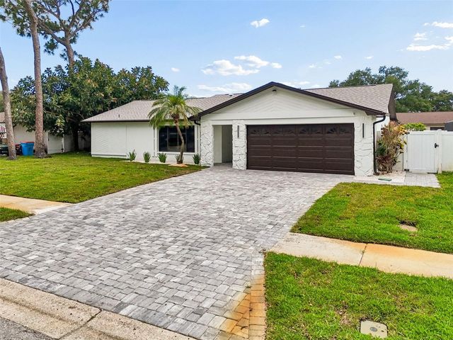12076 92ND WAY N, Largo, FL 33773