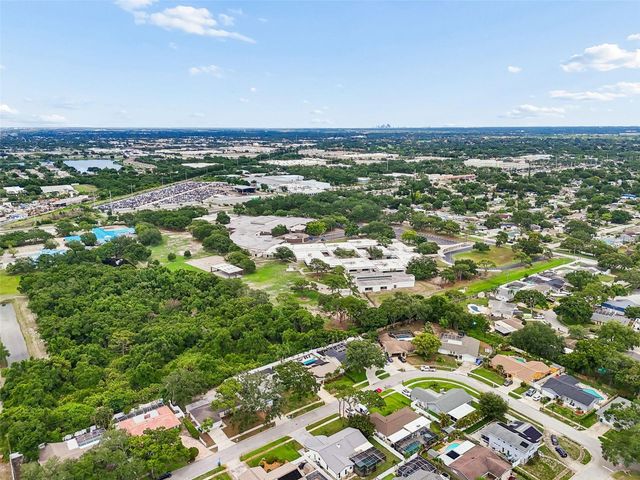 12076 92ND WAY N, Largo, FL 33773