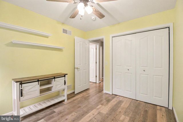 94 CLEMENS DR, Dillsburg, PA 17019