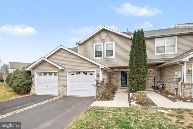 94 CLEMENS DR, Dillsburg, PA 17019