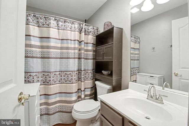 94 CLEMENS DR, Dillsburg, PA 17019