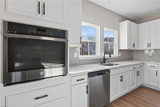 4406 Abercorn DR, Suffolk, VA 23435