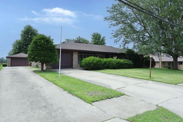 1601 BARTHELONE Street, Crest Hill, IL 60403