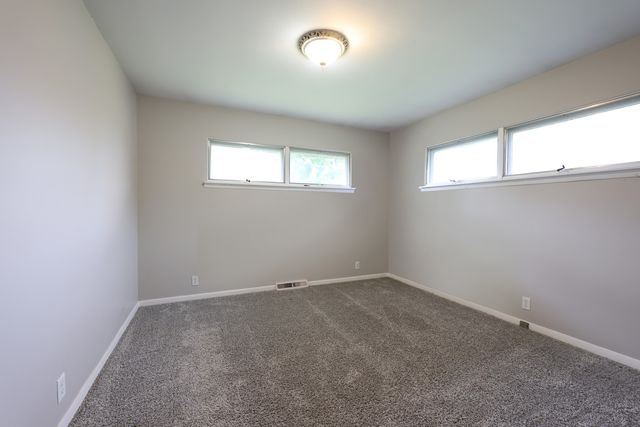 1601 BARTHELONE Street, Crest Hill, IL 60403