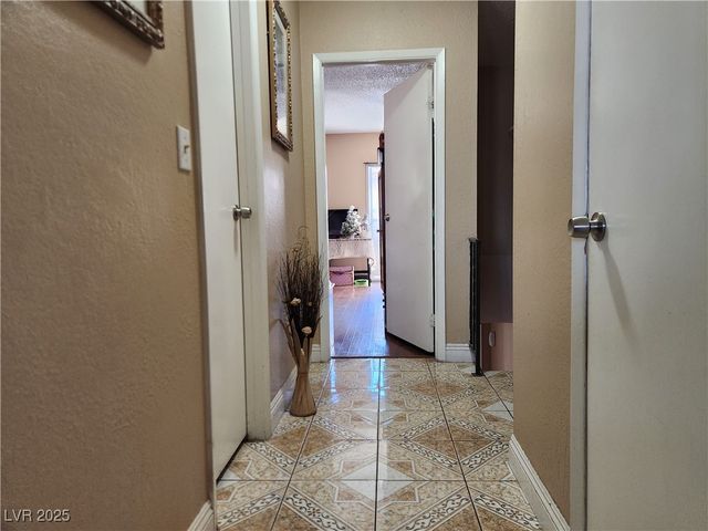 6373 West Washington Avenue, Las Vegas, NV 89107