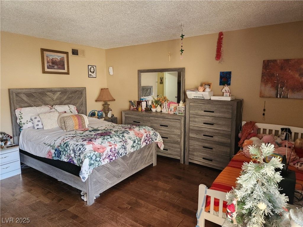 Image 15 of property listing at 6373 West Washington Avenue, Las Vegas, NV 89107