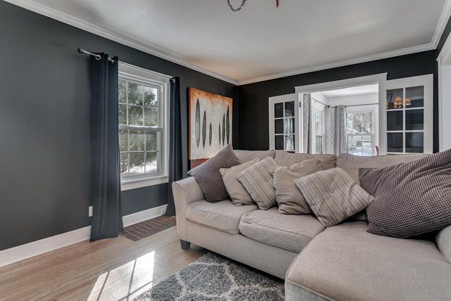 504 E FOREST AVENUE, Neenah, WI 54956