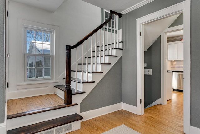 504 E FOREST AVENUE, Neenah, WI 54956