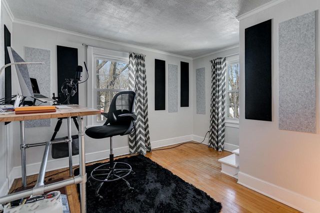 504 E FOREST AVENUE, Neenah, WI 54956