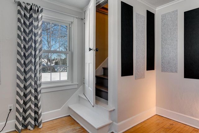 504 E FOREST AVENUE, Neenah, WI 54956