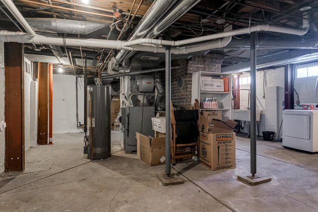 504 E FOREST AVENUE, Neenah, WI 54956