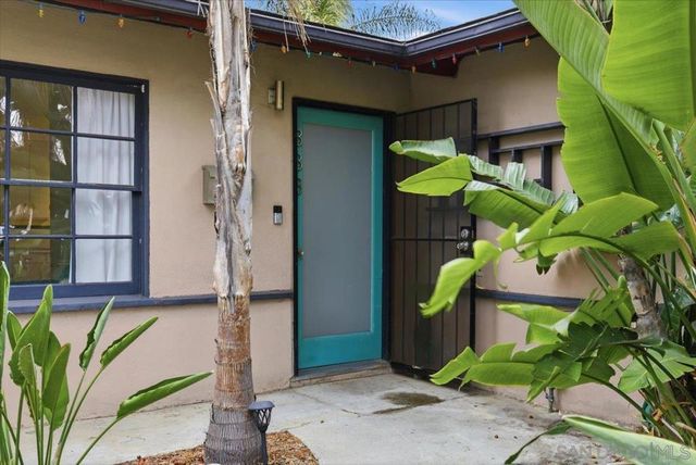 8888 Jaylee Ave, Spring Valley, CA 91977