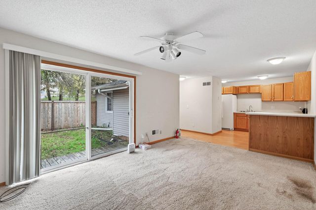 7772 Dunmore Road, Woodbury, MN 55125