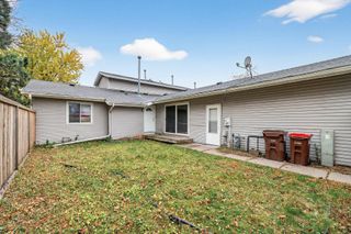 7772 Dunmore Road, Woodbury, MN 55125