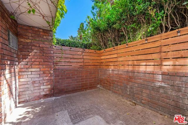 1440 VETERAN Avenue 102, Los Angeles, CA 90024