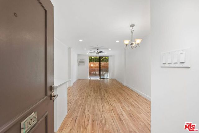 1440 VETERAN Avenue 102, Los Angeles, CA 90024