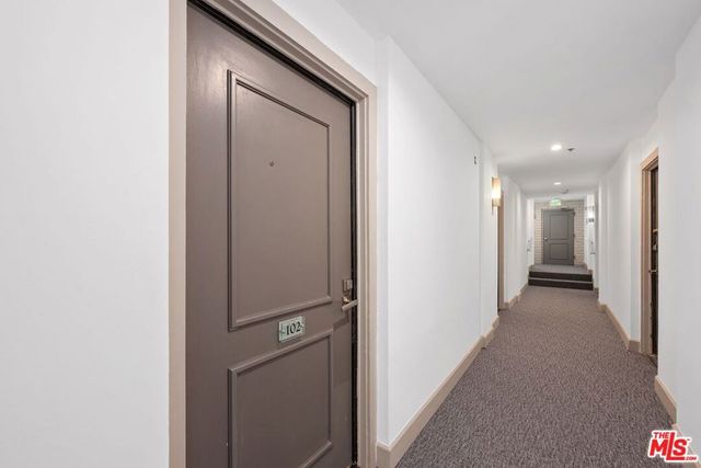 1440 VETERAN Avenue 102, Los Angeles, CA 90024