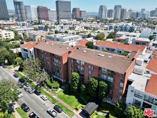 1440 VETERAN Avenue 102, Los Angeles, CA 90024