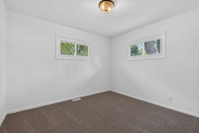 8951 O Day Drive, Highland, IN 46322
